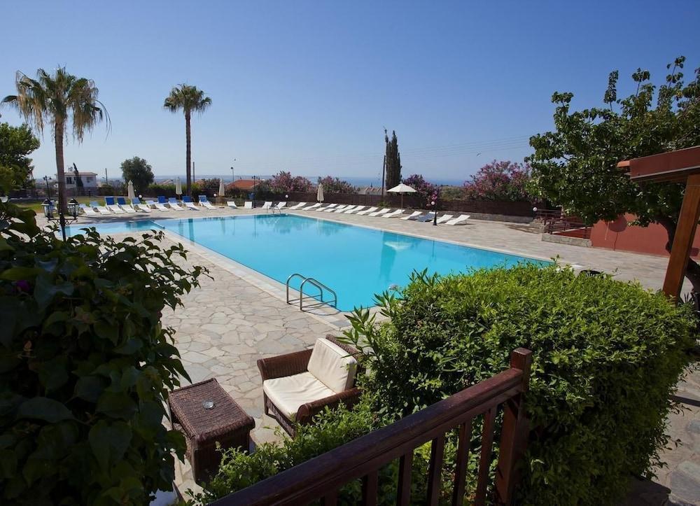 Episkopiana Hotel & Sport Resort Episkopi  Ngoại thất bức ảnh