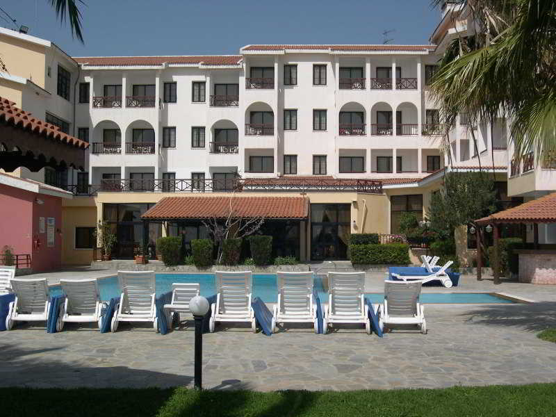 Episkopiana Hotel & Sport Resort Episkopi  Ngoại thất bức ảnh
