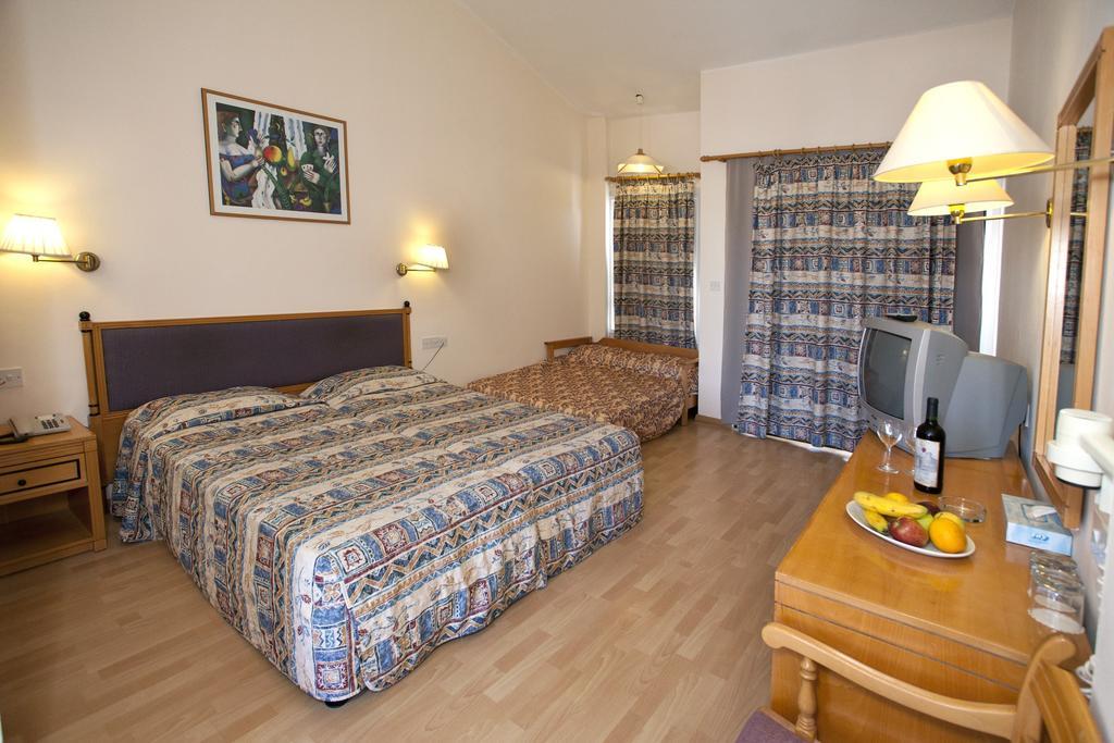Episkopiana Hotel & Sport Resort Episkopi  Phòng bức ảnh