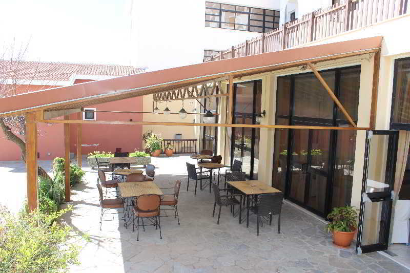 Episkopiana Hotel & Sport Resort Episkopi  Ngoại thất bức ảnh
